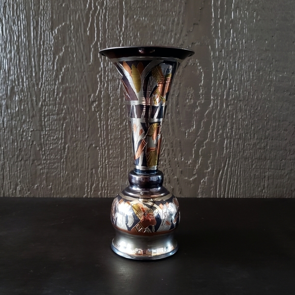 Vintage Ancient Egyptian Style Handmade Metal Vase Ornament - Picture 4 of 5